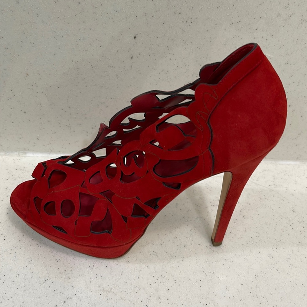 Aennis Eunis red pumps size 39